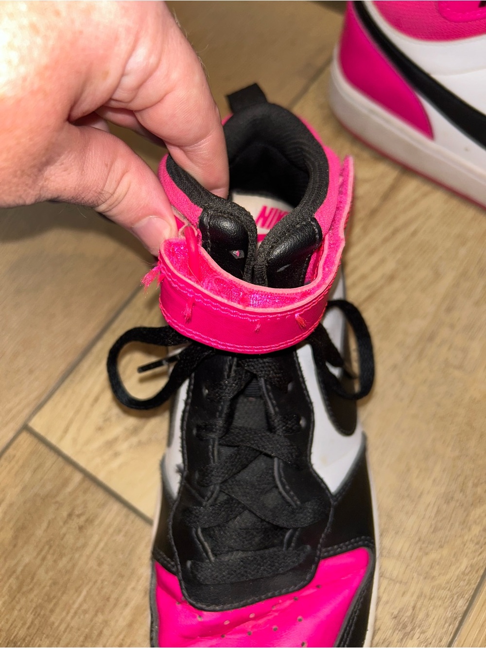 Nike Court Borough Mid 2 GS Youth Shoes Size 6.5Y Fierce Pink HV0933-100 - Picture 4 of 9